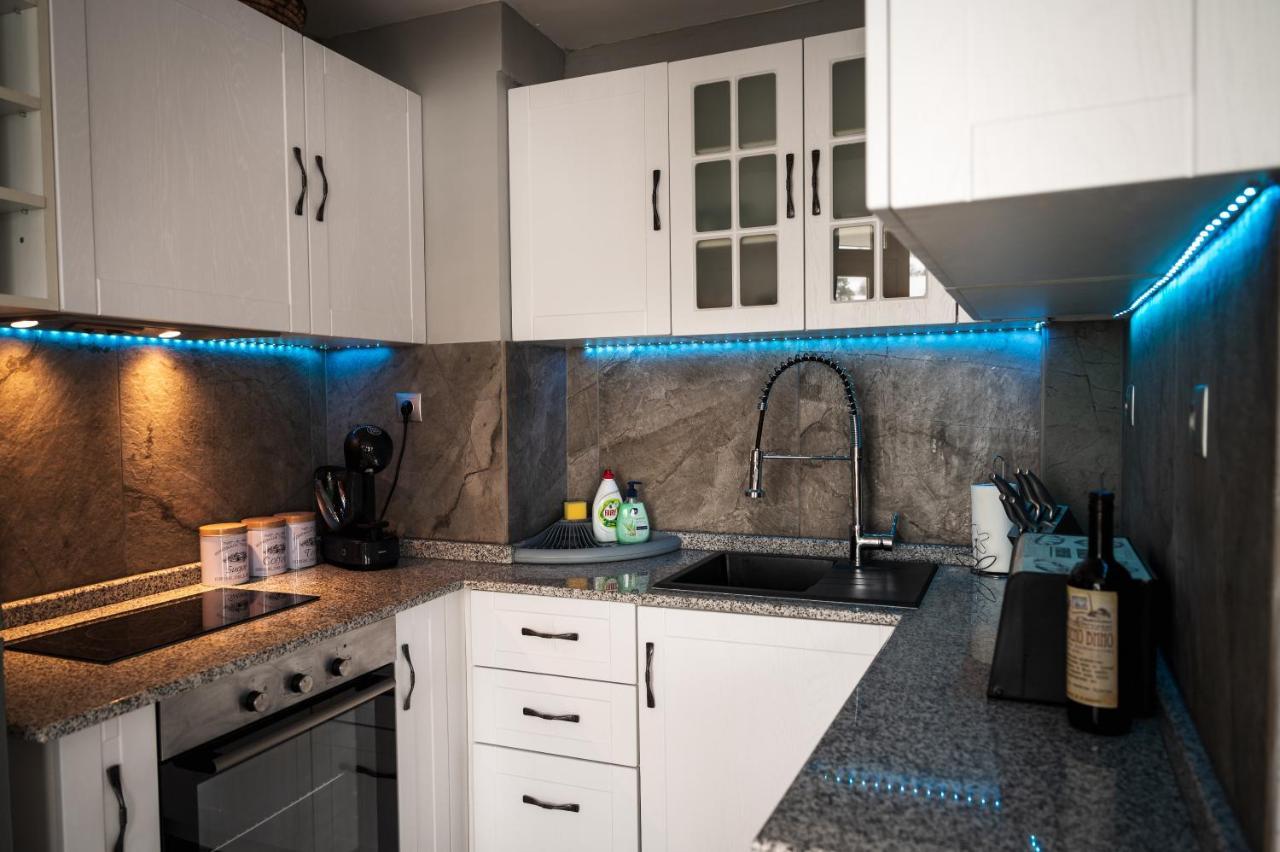 House Proctor Apartment Stoykite Luaran gambar